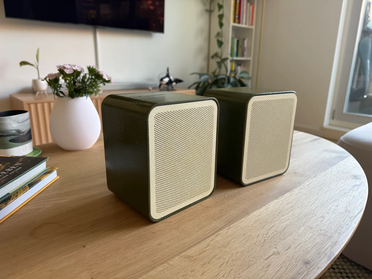 3D Printed Desktop Speakers